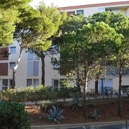 Apartment 3 Pieces 6 Couchages Sur Bn100-003c